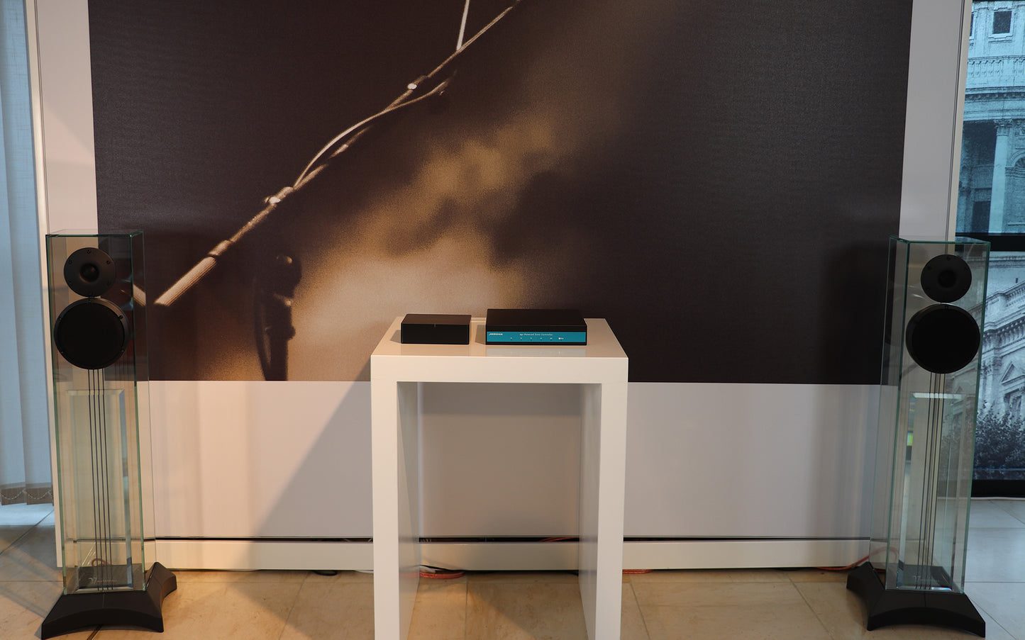 Meridian Audio 251 Powered Zone Controller