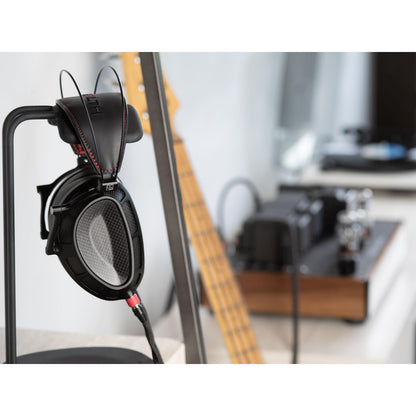 Dan Clark Audio Stealth